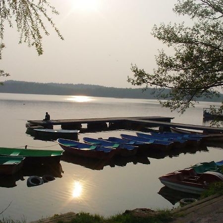 Osrodek Nowa Holandia Hotel Sierakow  Buitenkant foto