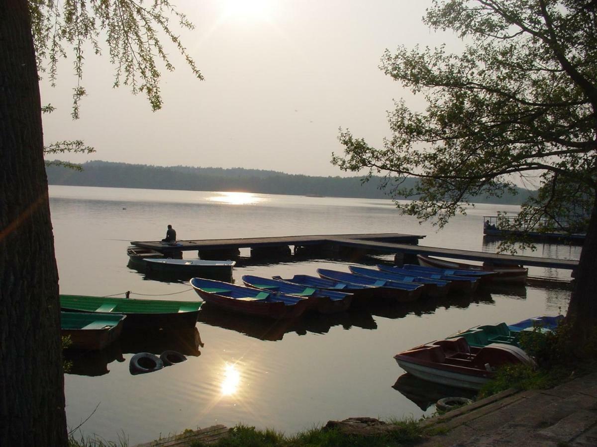 Osrodek Nowa Holandia Hotel Sierakow  Buitenkant foto